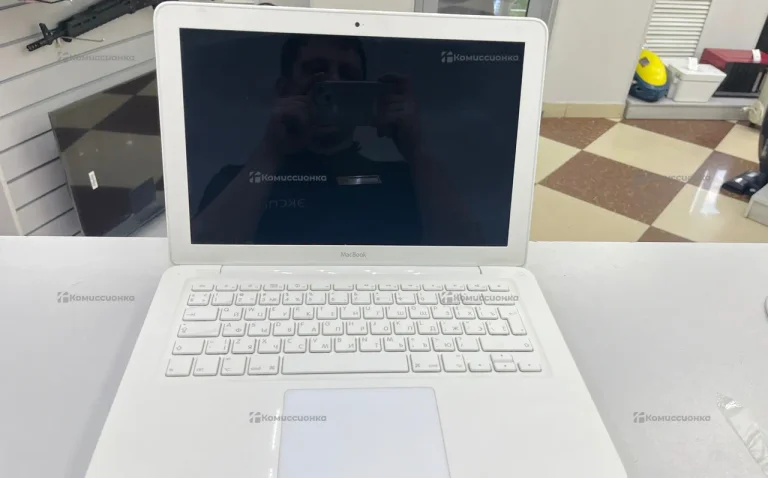 MacBook