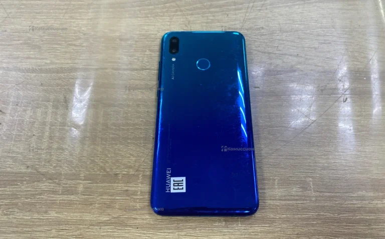 Huawei P smart 2019 3/32 ГБ