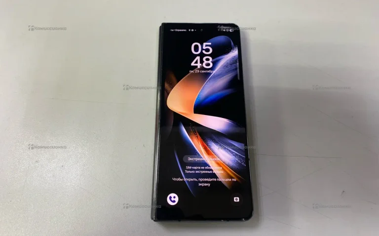 Samsung Galaxy Z Fold4 12/256 ГБ