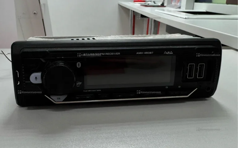 Автомагнитола Aura AMH-450BT
