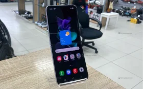 Samsung Galaxy Z Flip3 5G 8/128 ГБ