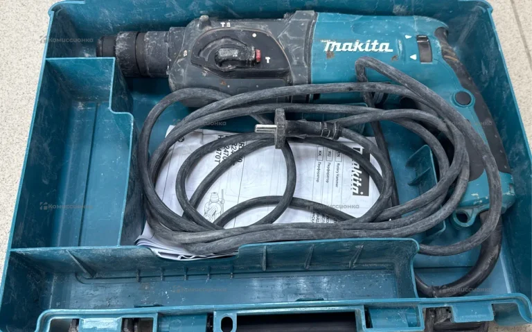 Перфоратор Makita Hr2470  2024