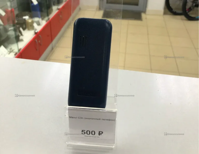 Maxvi C3n (кнопочный телефон)
