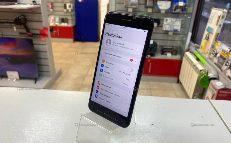 Apple iPhone 7 Plus 3/32 ГБ