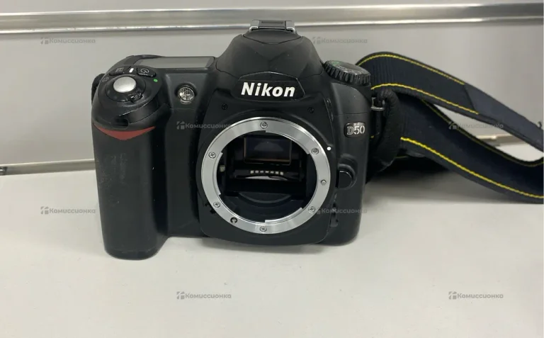 Фотоаппарат  Nikon d50