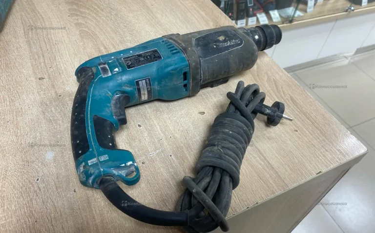 Перфоратор Makita HR2470 2023г.