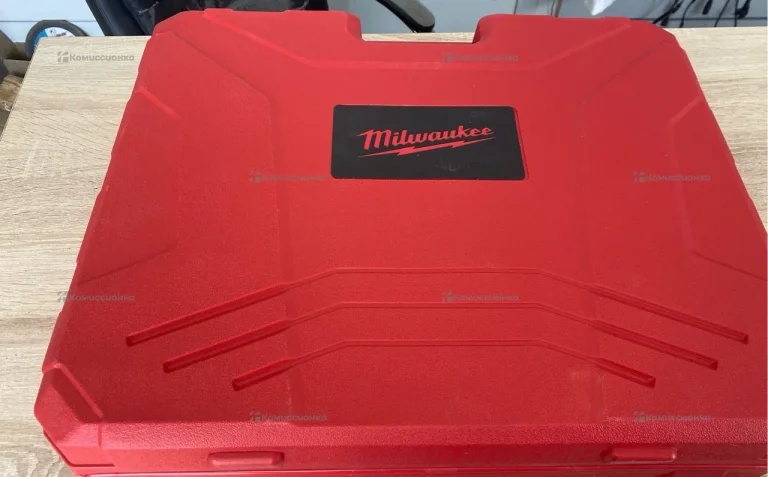 набор Milwaukee 4 в 1