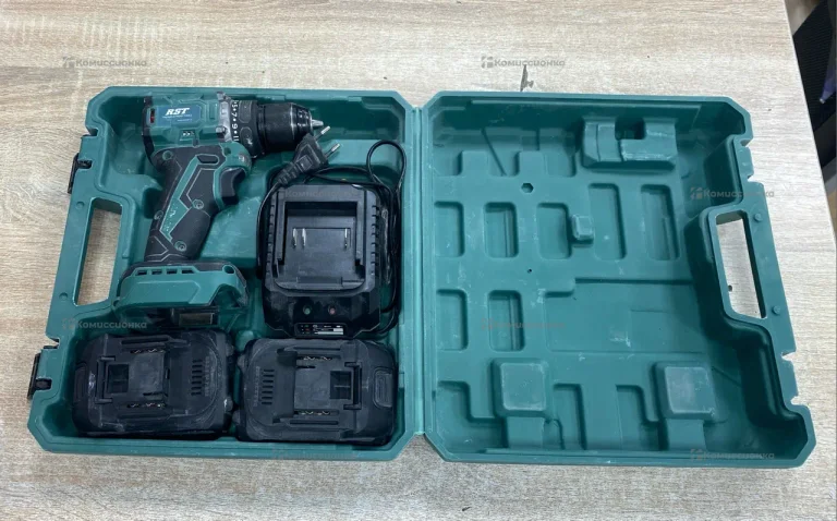 Шуруповерт RST-2234