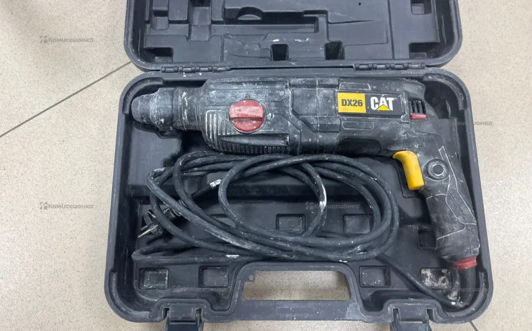 Перфоратор CAT DX26