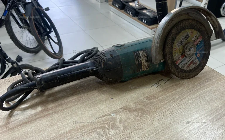 УШМ makita 9069SF