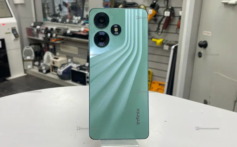 Infinix Hot 30 4/128 ГБ