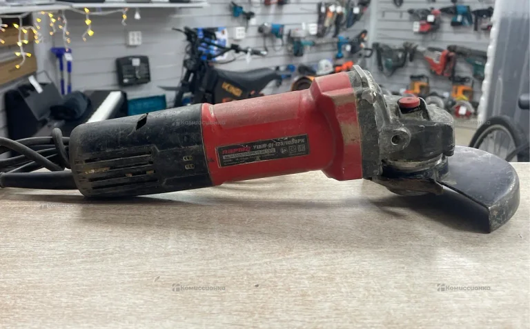 Шлифмашина угловая парма УШМ-01-125/1050РК