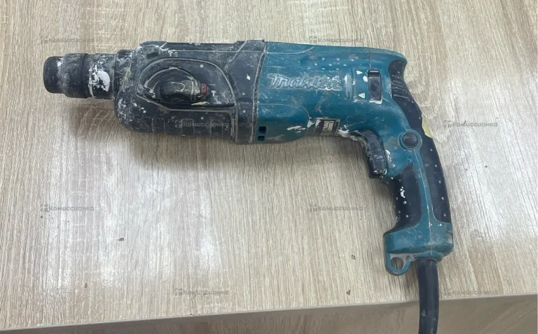 Перфоратор makita HR2470