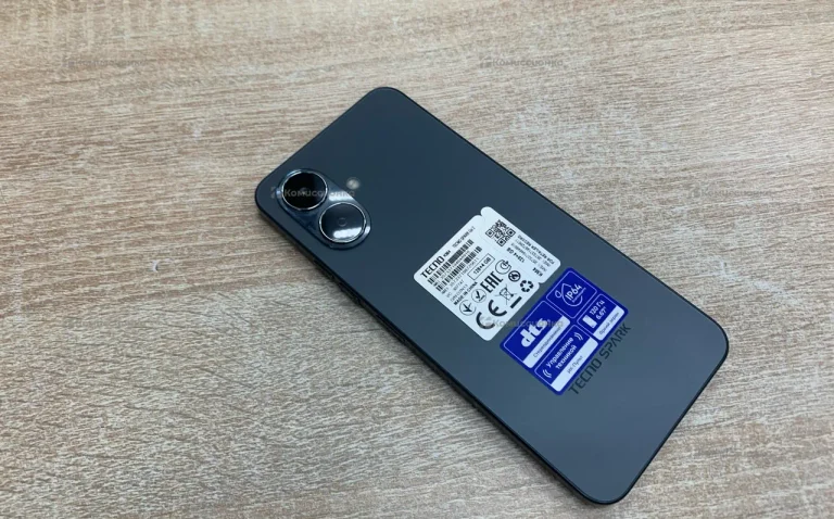 Tecno Spark Go 2 4/128 ГБ