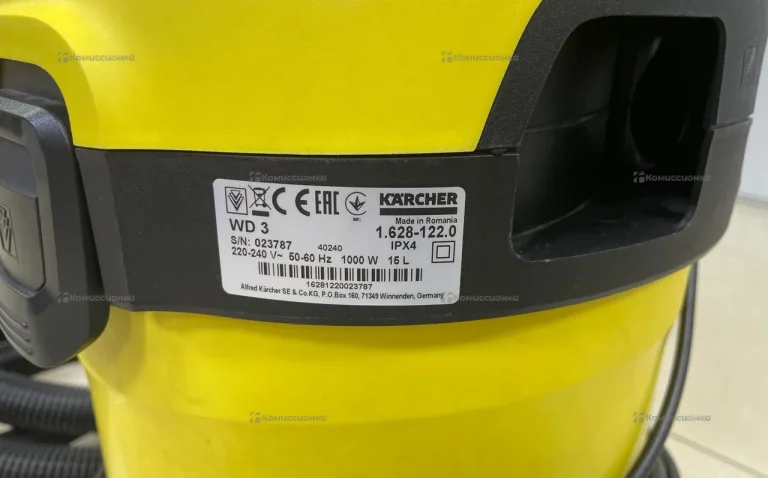 Строительный пылесос Karcher WD3