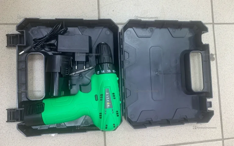 Шуруповерт Zitrek Green 12V