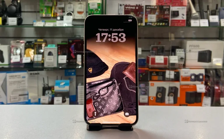 Apple iPhone 13 4/128 ГБ