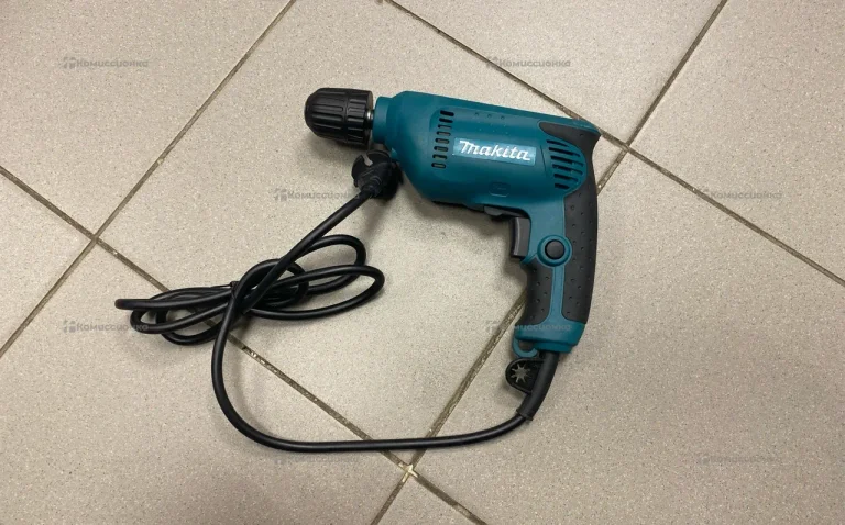 дрель Makita 10m