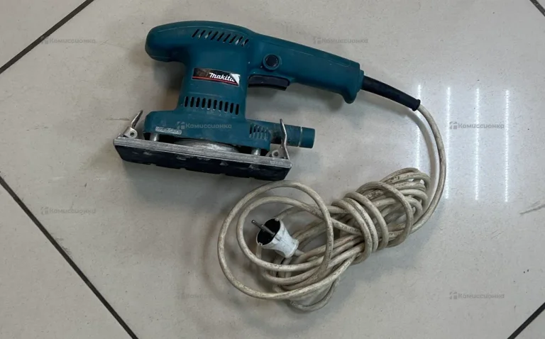 Шлиф-машинка Makita BO3700