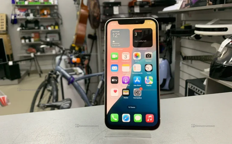 Apple iPhone 12 4/128 ГБ