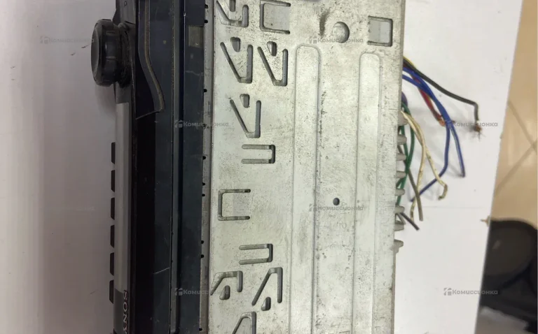 Автомагнитола  sony yk8