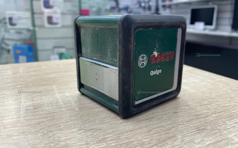 Лазерный уровень Bosch Quigo.