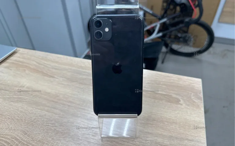 Apple iPhone 11 4/256 ГБ