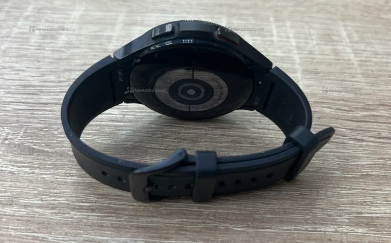 Часы  Samsung Galaxy watch 4 classics