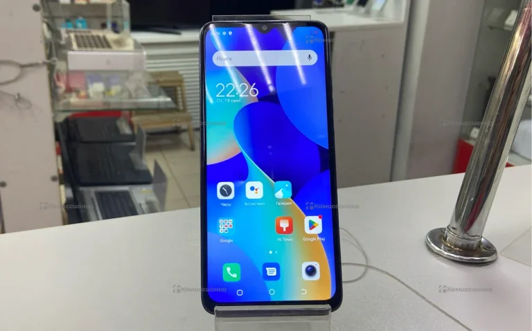 Tecno Spark 10C 4/64 ГБ