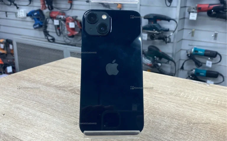 Apple iPhone 13 4/128 ГБ