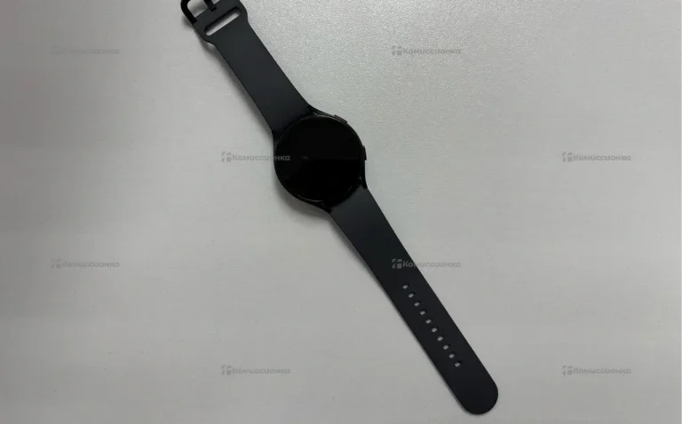 Часы Samsung Galaxy Watch 5 44mm