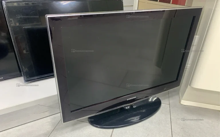 Телевизор Samsung LE32D450G1WXRU