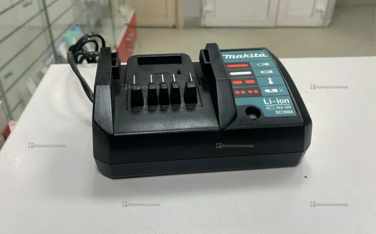Зарядное устройство Makita DC18WA