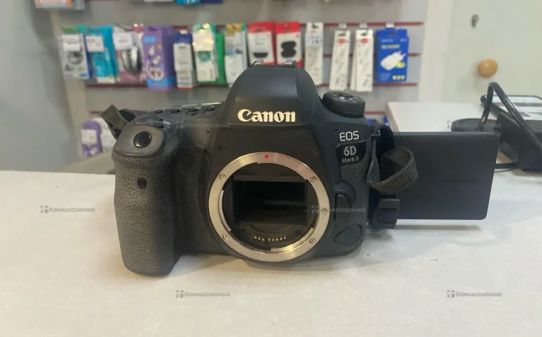 Фотоаппарат  canon eos 6d mark 2
