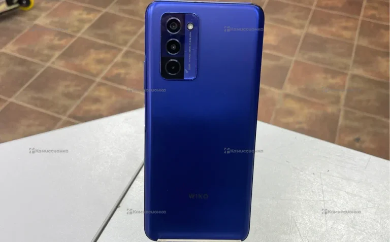Сотовый wiko 10