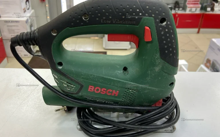 Электролобзик Bosch PST 650