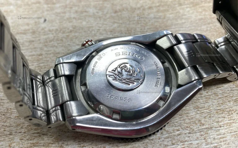 Часы  Seiko 4R3602Z0