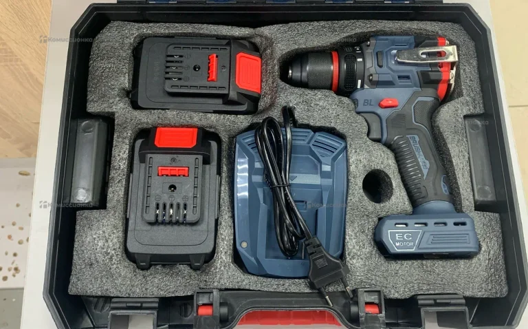 шуруповерт метал патрон Makitoni