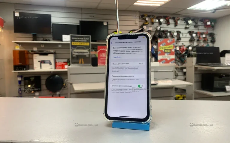 Apple iPhone 11 4/128 ГБ