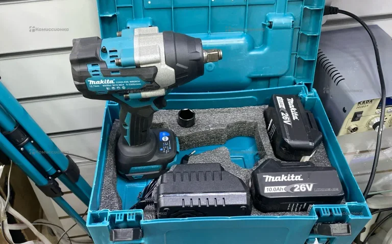 Гайковерт Makita