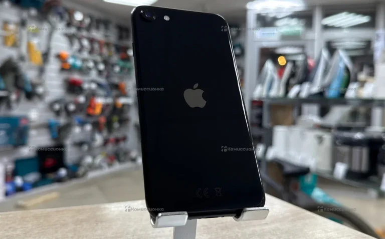 Apple iPhone SE 2/128 ГБ