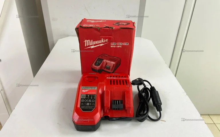 Зарядное устройство Milwaukee M12-M18