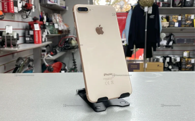 Apple iPhone 8 Plus 3/64 ГБ