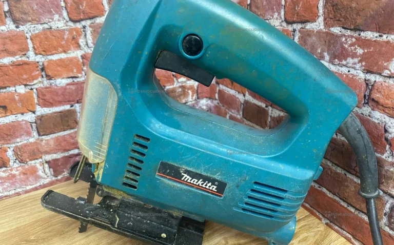 Электролобзик makita 4322