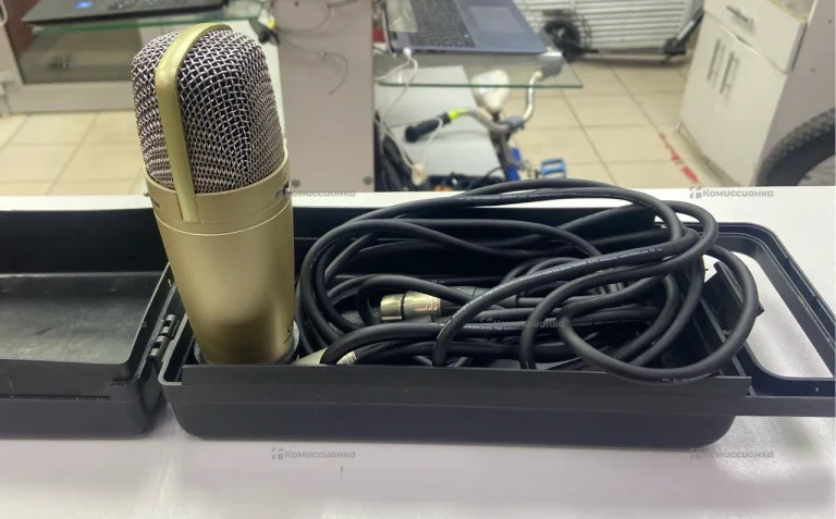 Микрофон behringer c3