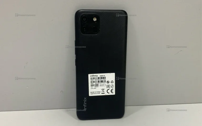 Infinix Smart 6 HD 2/32 ГБ