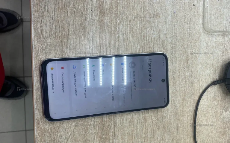 Tecno Spark Go 1 4/128 ГБ