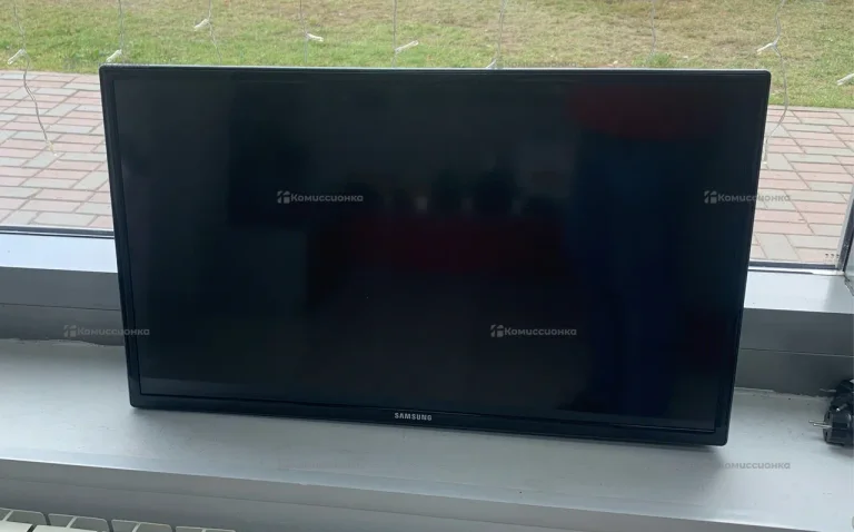 Телевизор Samsung UE32EH4000W