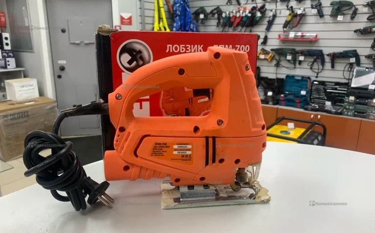 Лобзик Спец БПМ-700