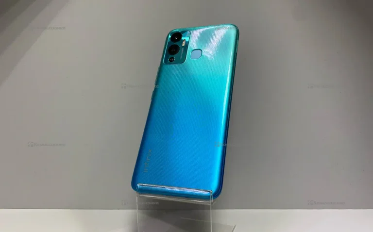 Infinix Hot 12 Play NFC 4/64 ГБ